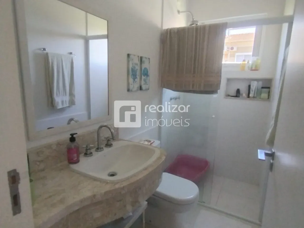 Furnished house with 4 bedrooms and 190 m² plus a garden — photo 28