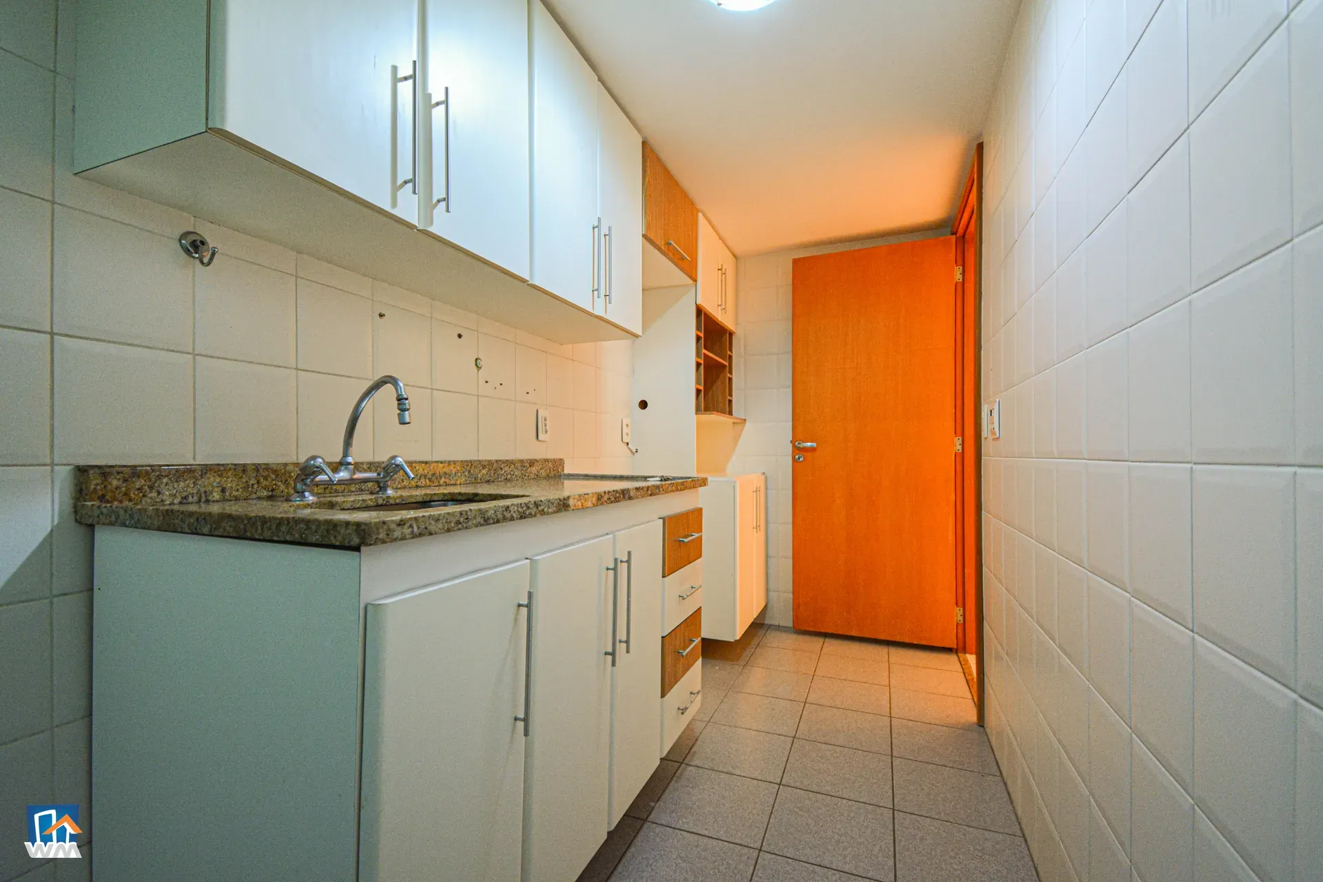 Duplex apartment of 93 m² with laundry area — photo 16
