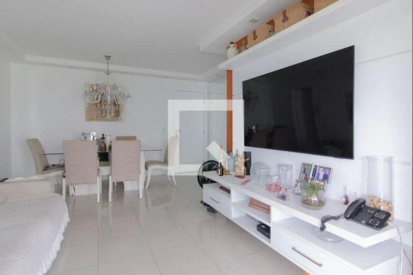 3-bedroom apartment with a home office — photo 31
