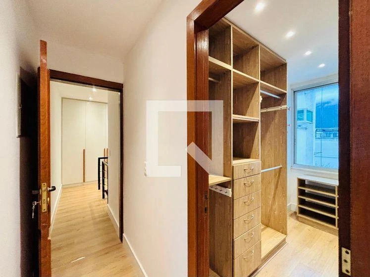 4-bedroom apartment with a walk-in closet in Rio de Janeiro — photo 7