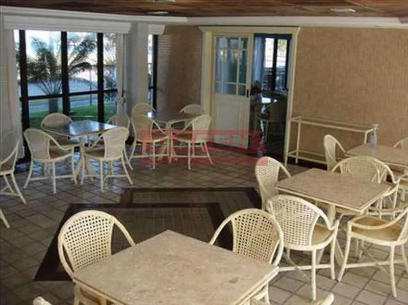 Furnished 80 m² apartment with 2 bedrooms and balcony — photo 17