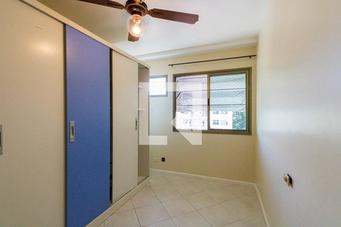 Apartamento com 3 quartos e cozinha fechada a gás — photo 24