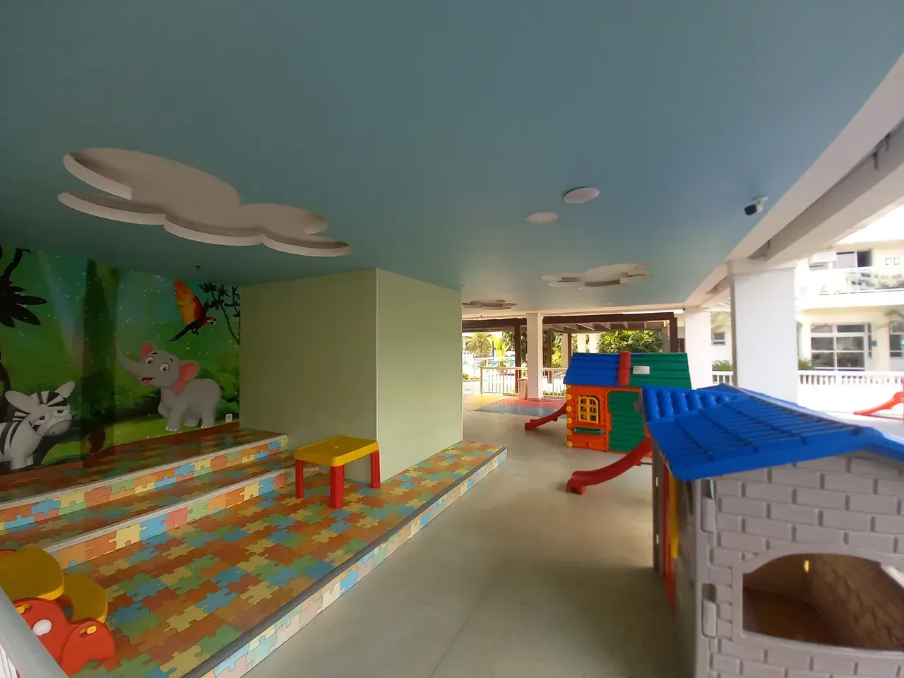 Apartamento de 2 quartos com 3 banheiros e cozinha fechada — photo 44
