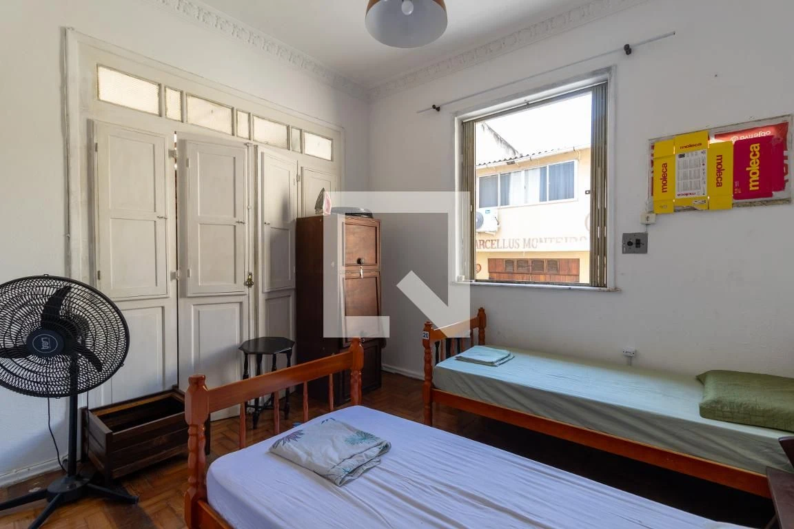 Furnished 2-bedroom apartment with 1 parking spot — photo 25