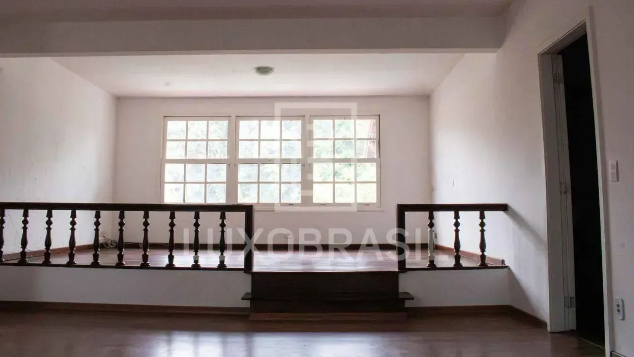 Casa com 5 quartos, 647 m² e churrasqueira na varanda — photo 10