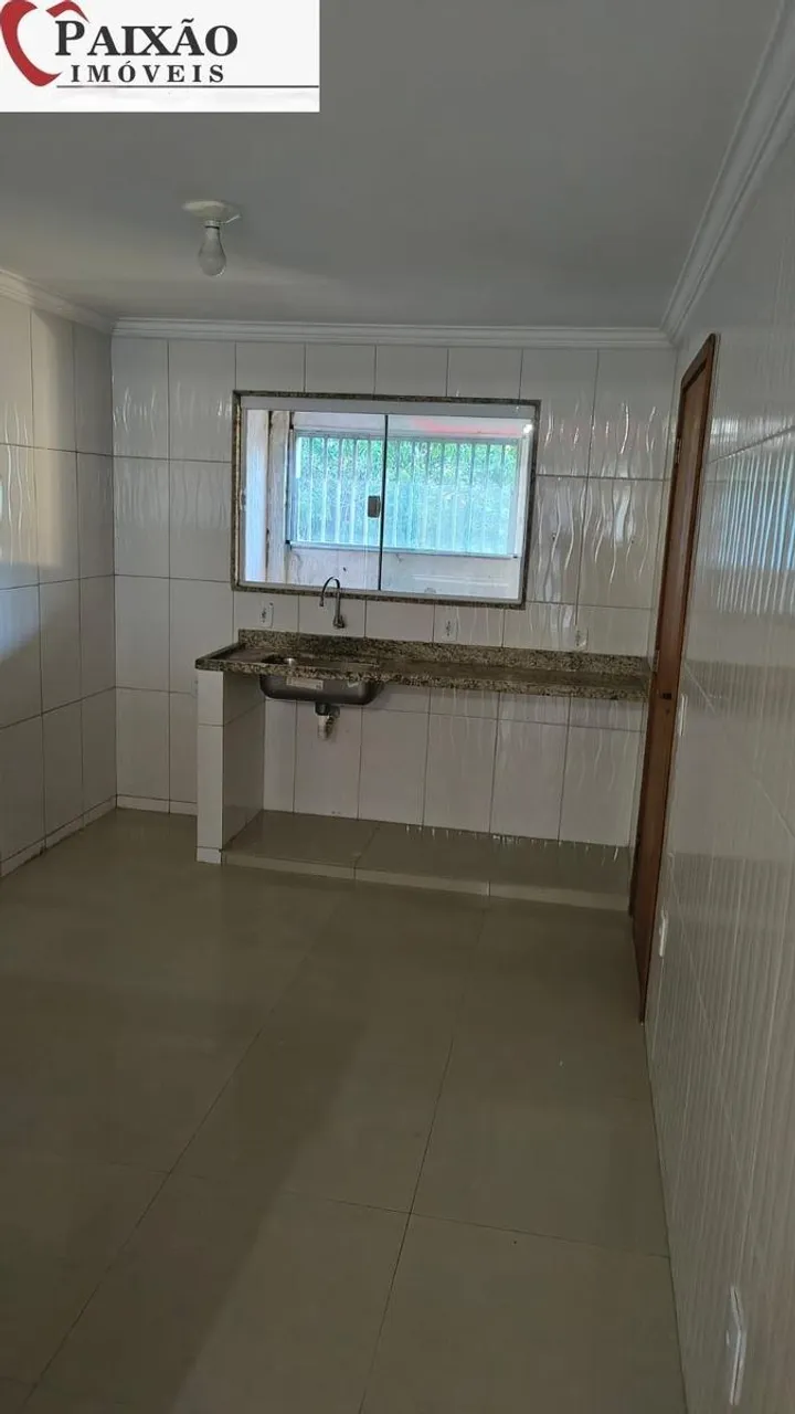 Casa com 2 dormitórios e 3 banheiros