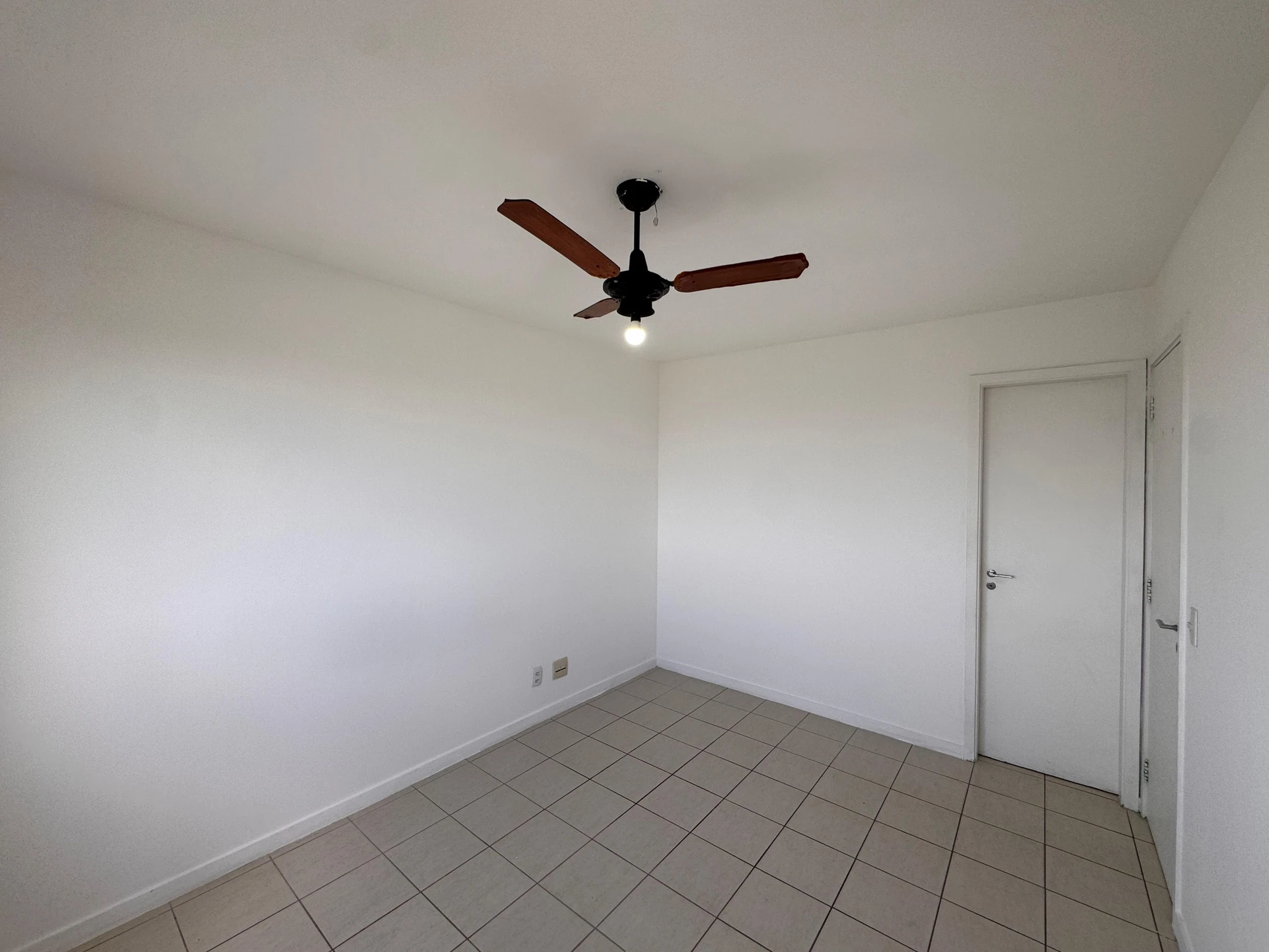 Mountain view in a 2-bedroom apartment, 74 m² — photo 10