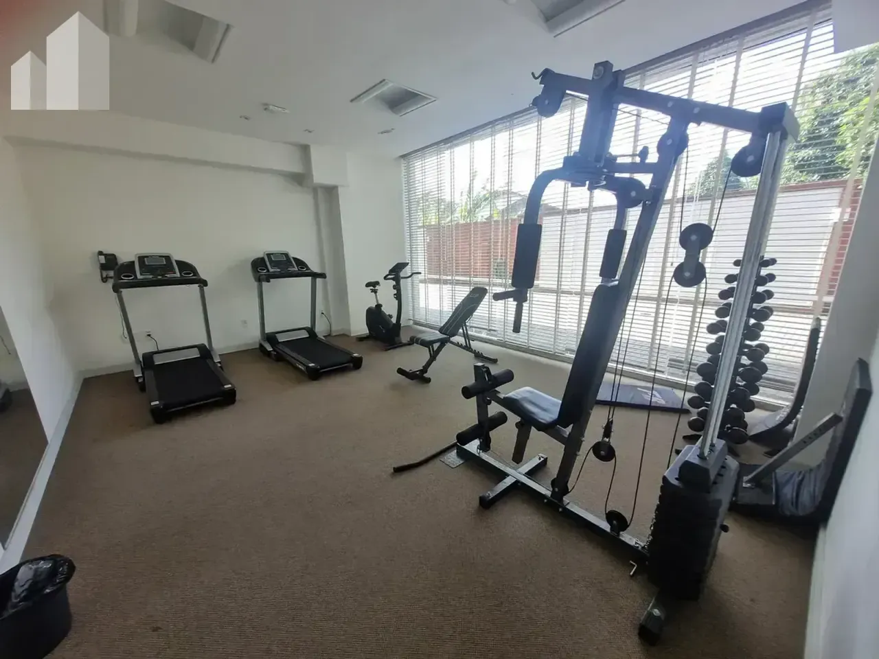 Furnished 1-bedroom apartment with air conditioning — photo 12