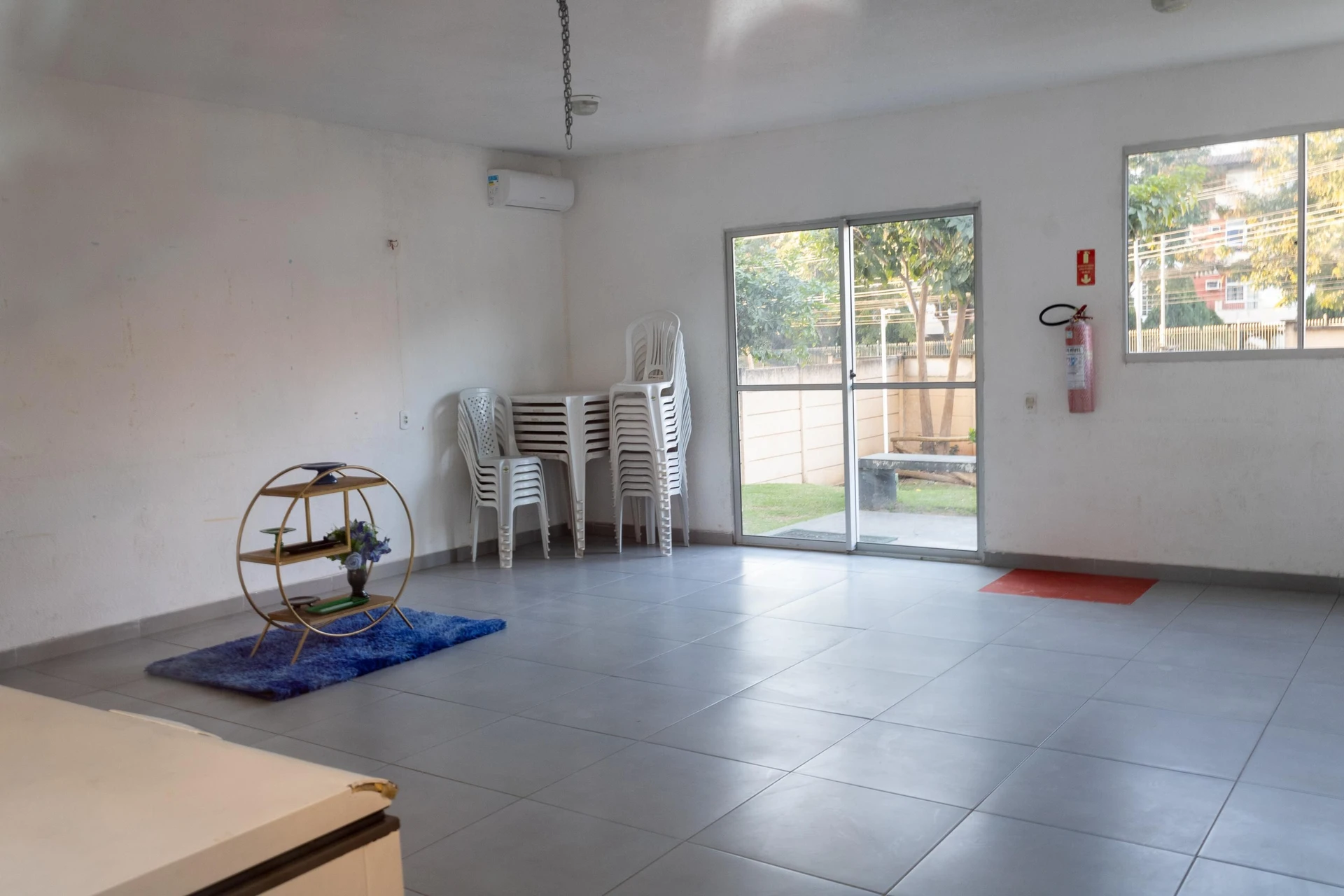 Apartment, 45 m², with a grill on the balcony — photo 12