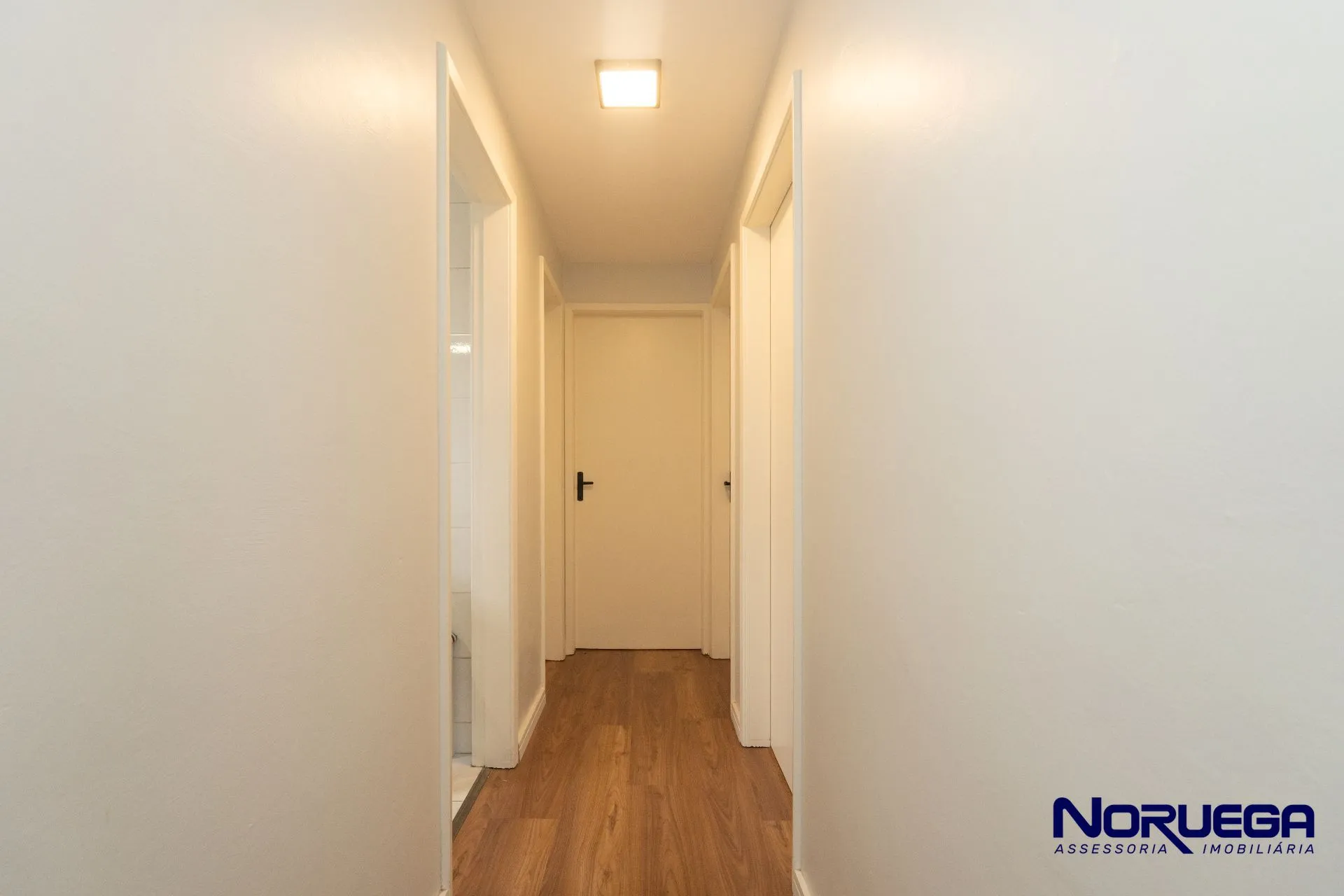 3-bedroom apartment with a washing machine in Curitiba — photo 23