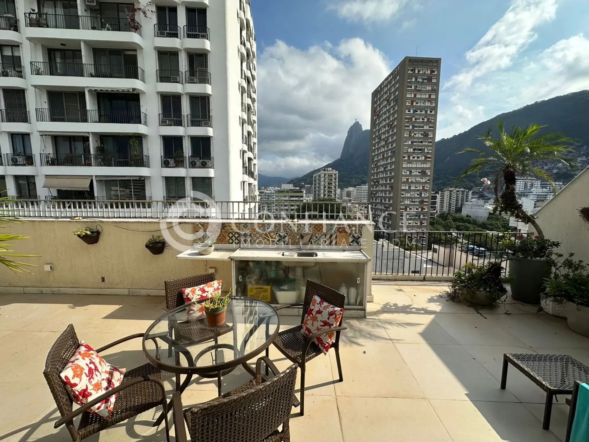 Furnished apartment with a real desk and 3 bedrooms — photo 31