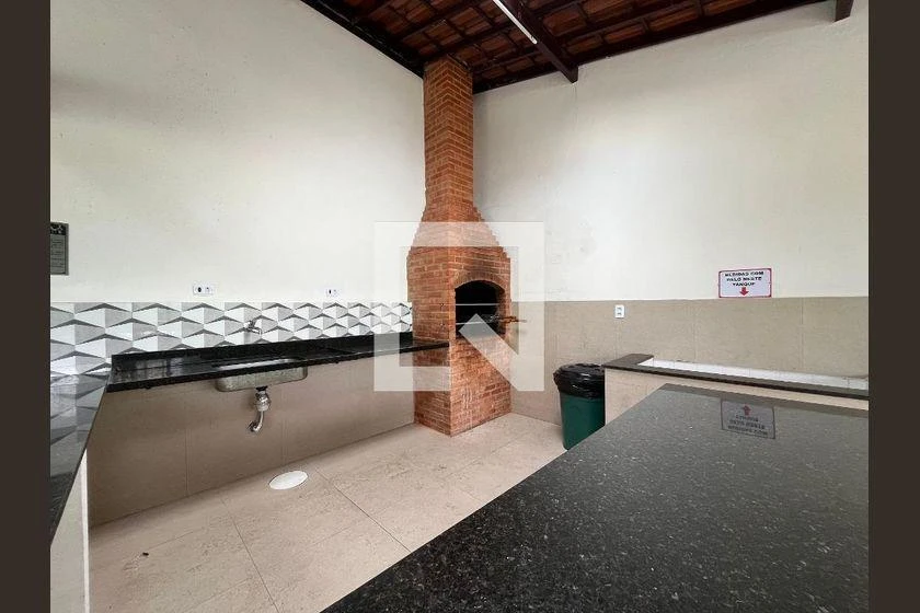 Furnished apartment, 86 m², with a glass-enclosed balcony — photo 12