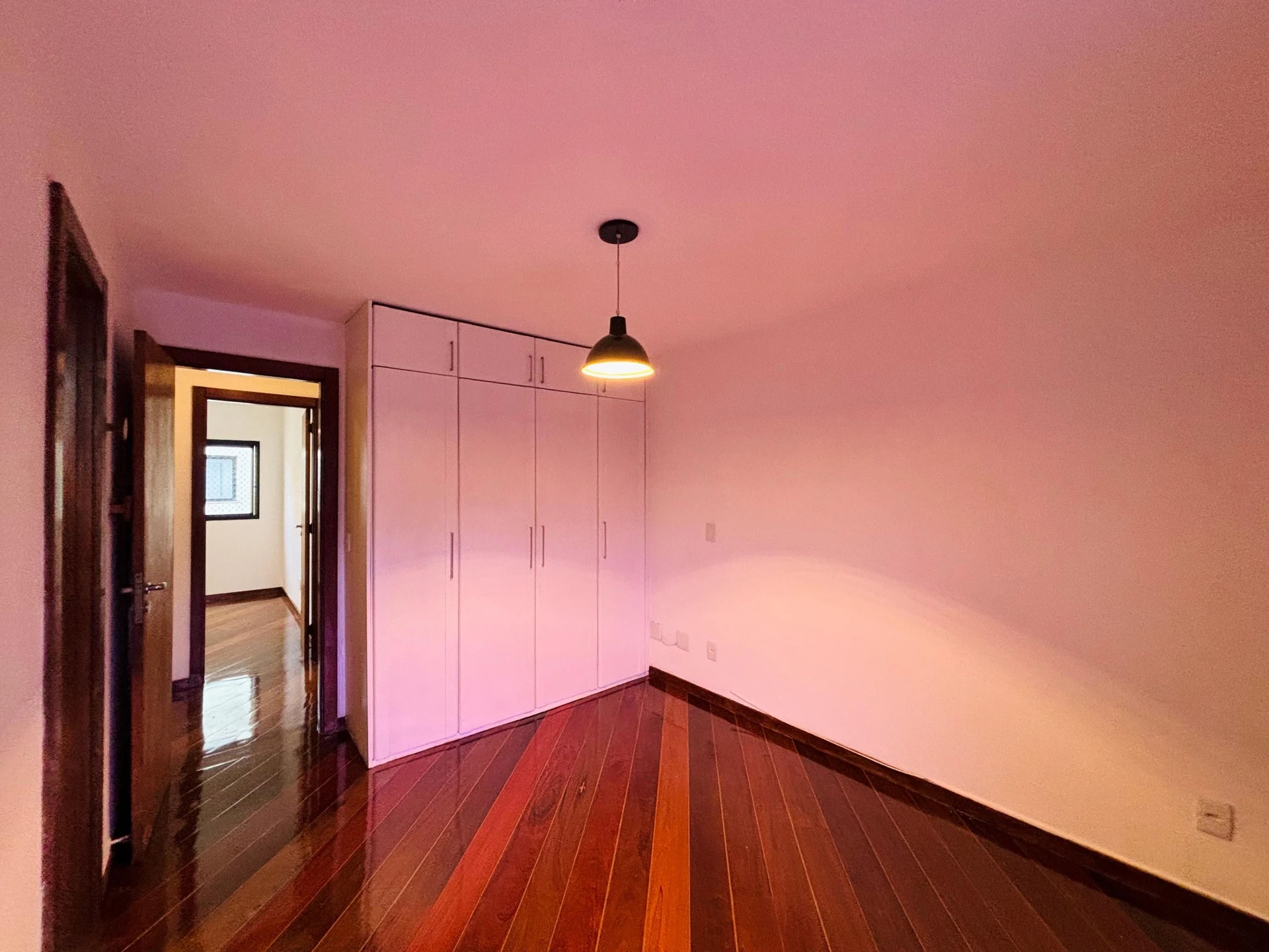 Вид на гори та 2 спальні: квартира 75 м² — photo 12