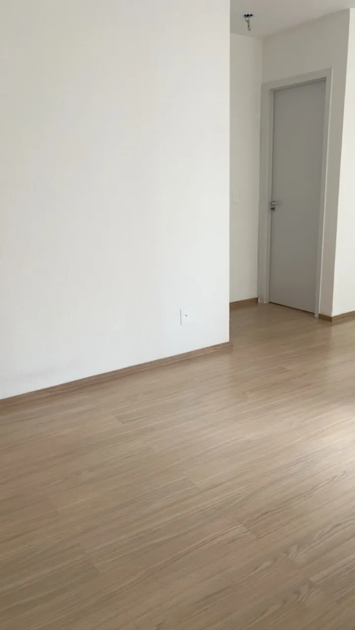 Apartment, 53 m², with wood or laminate floors — photo 2