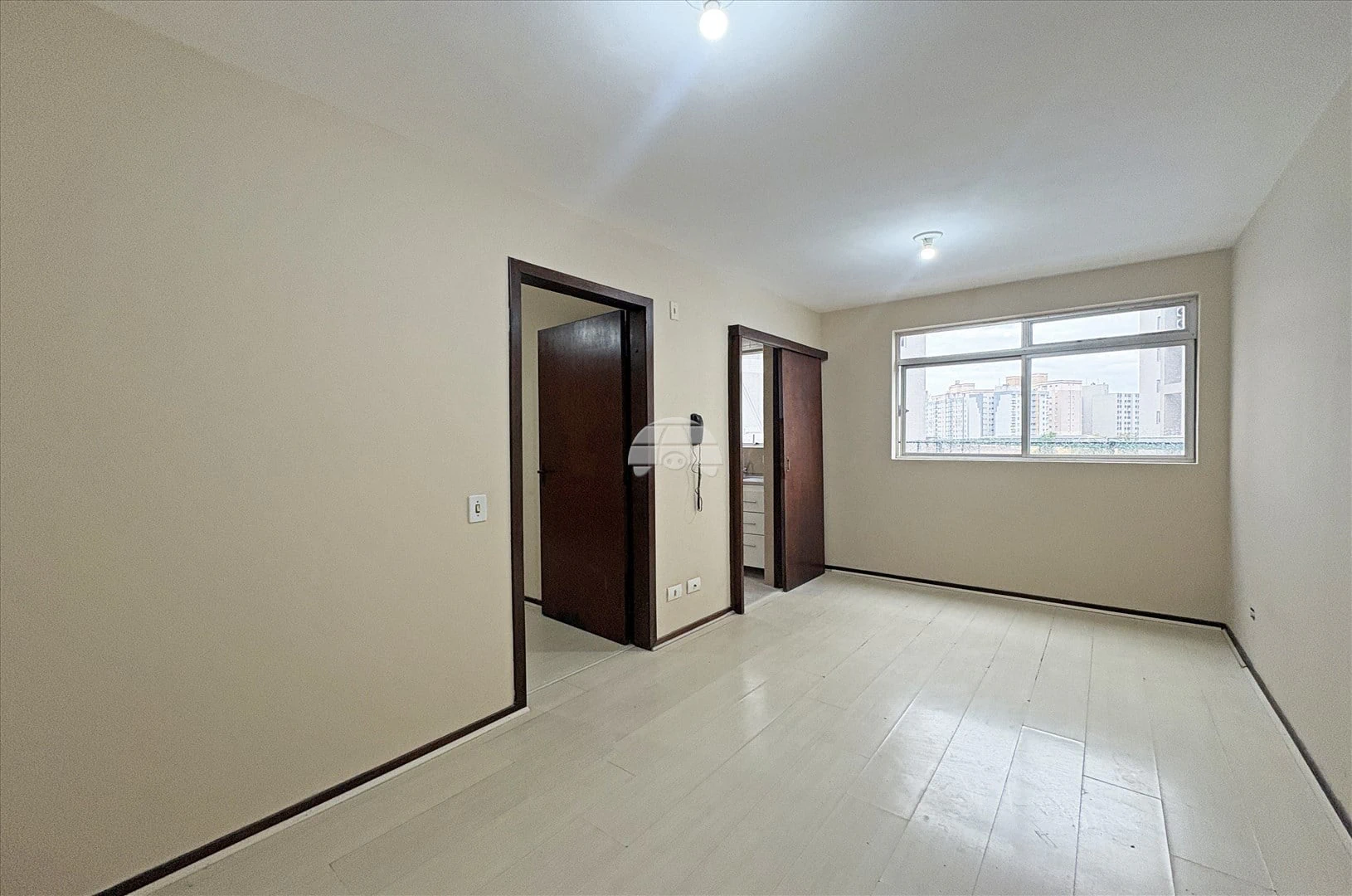 40 m² 1-bedroom apartment with a gas stove