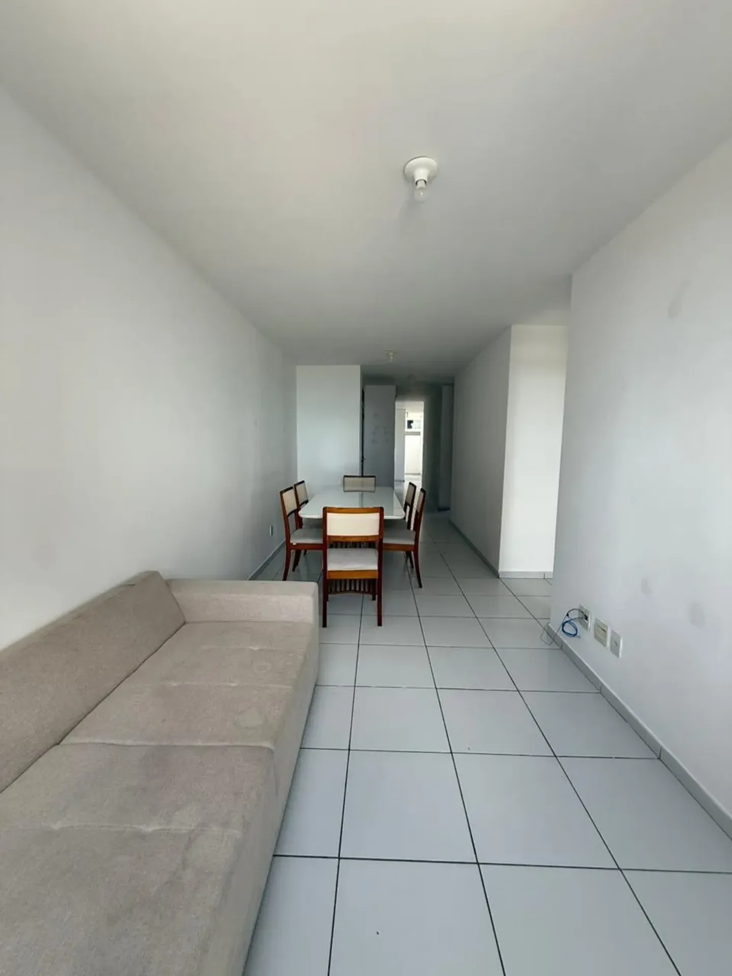 3-bedroom apartment with 1 en-suite and 2 parking spots — photo 2