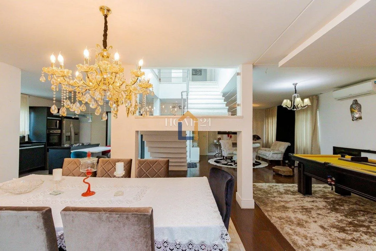 Furnished 470 m² house with 4 bedrooms and private garden — photo 42