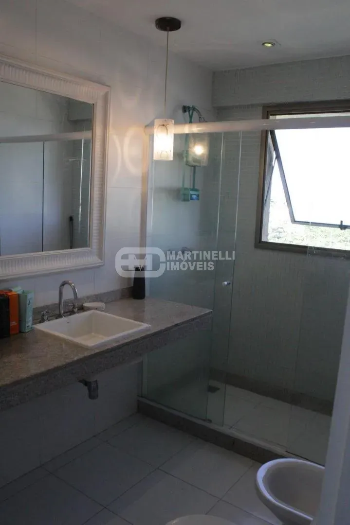 Furnished apartment with 4 bedrooms and a glass balcony — photo 14