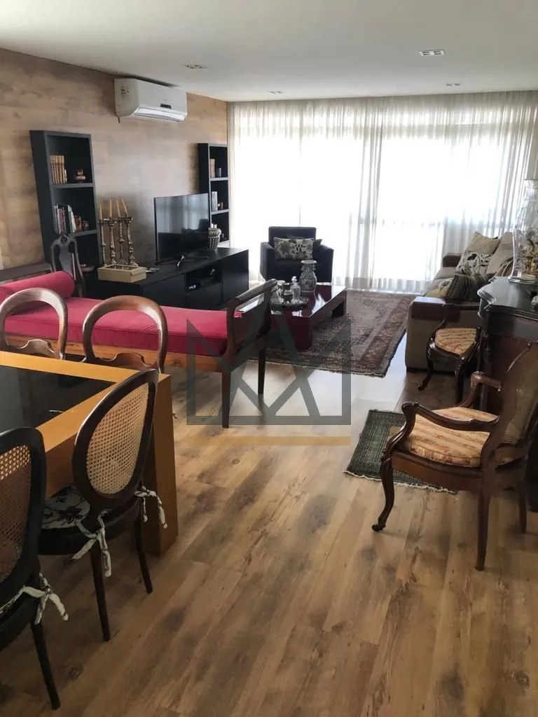 Меблированная квартира 135 м² с 3 спальнями и сьютом