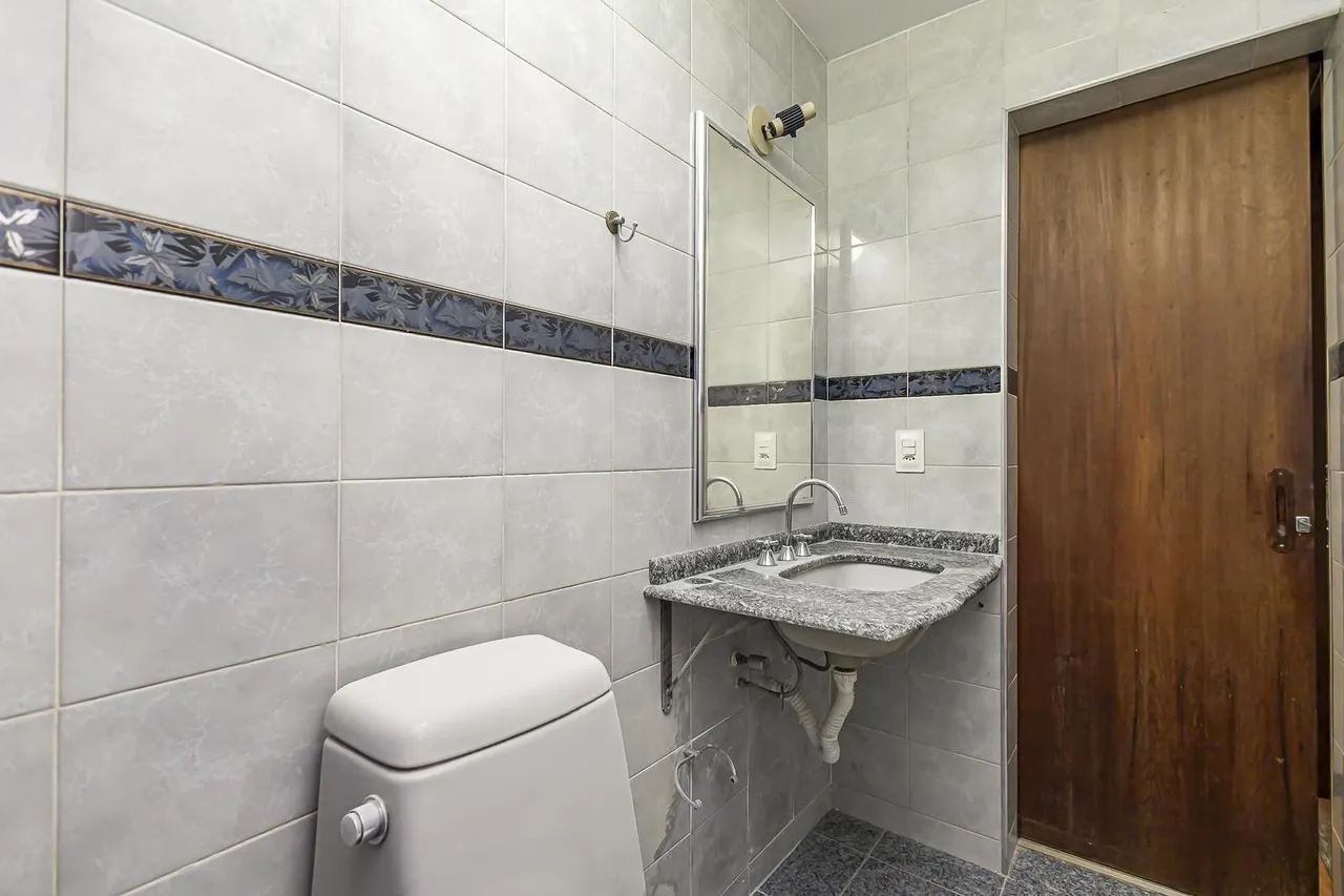 Apartamento com cozinha fechada, 3 quartos e 2 banheiros — photo 8