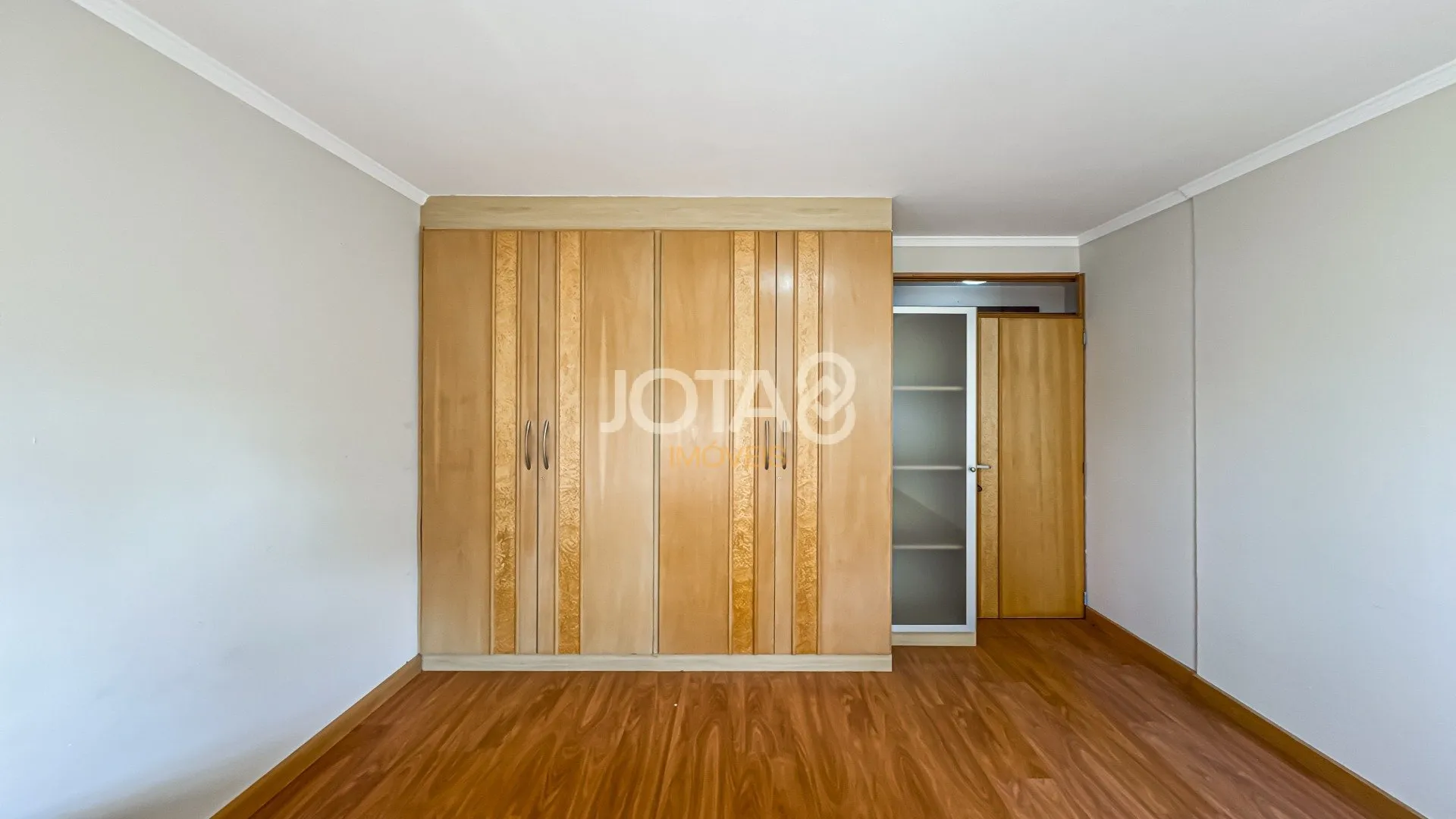 Furnished 532 m² home with yard and private BBQ — photo 25