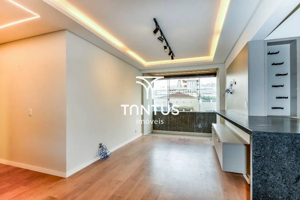 2-bedroom apartment with a home office in Curitiba — photo 9