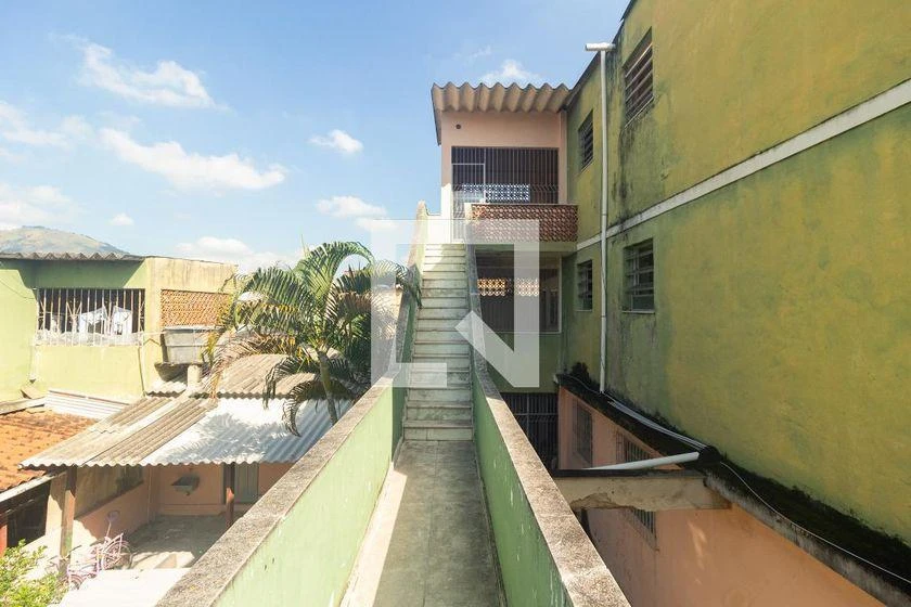 2-bedroom apartment with separate kitchen and balcony — photo 40