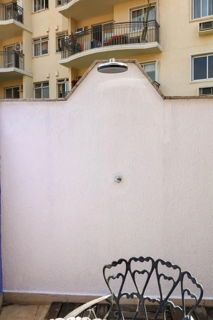 Furnished 2-bedroom apartment with a private garden — photo 29