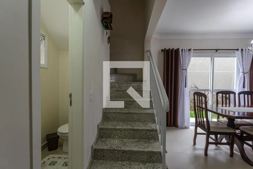 3-bedroom house with a balcony and private garden — photo 9