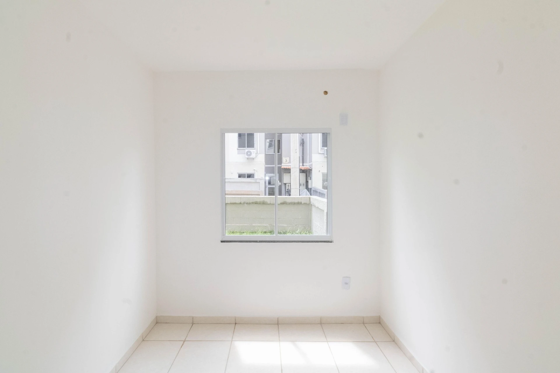 2-bedroom apartment in a building with a pool — photo 27