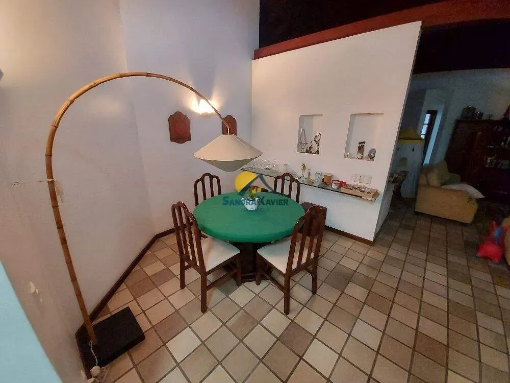 House with 4 bedrooms and 5 bathrooms for rent — photo 6