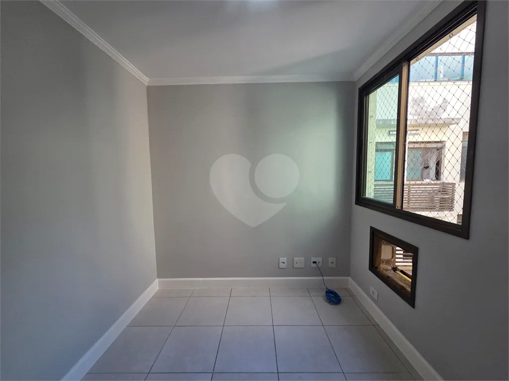 Duplex penthouse with 4 bedrooms and 3 parking spots — photo 12