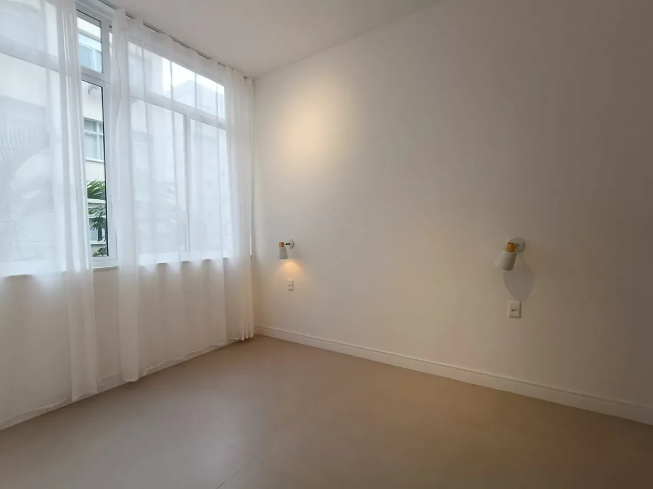 3-bedroom apartment with a walk-in closet in Rio de Janeiro — photo 3