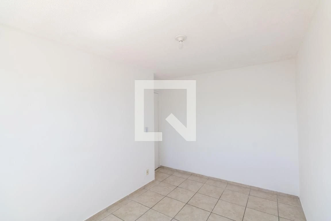 Apartamento sem mobília de 2 quartos com vaga e cozinha aberta — photo 33