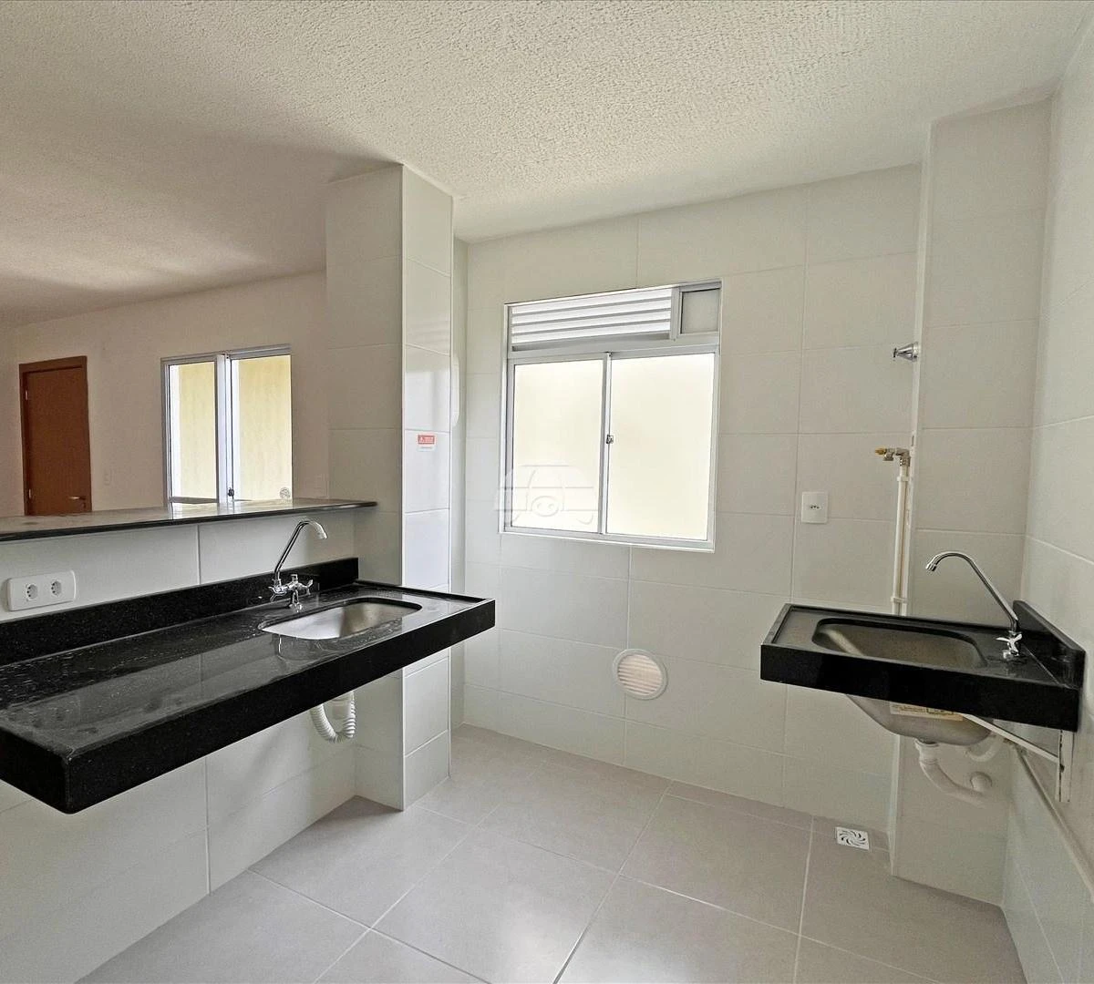 Apartment, 45 m², with wood or laminate floors — photo 4