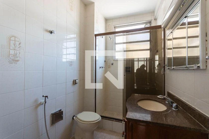 Apartamento de 2 quartos com cozinha separada e 70 m² — photo 9