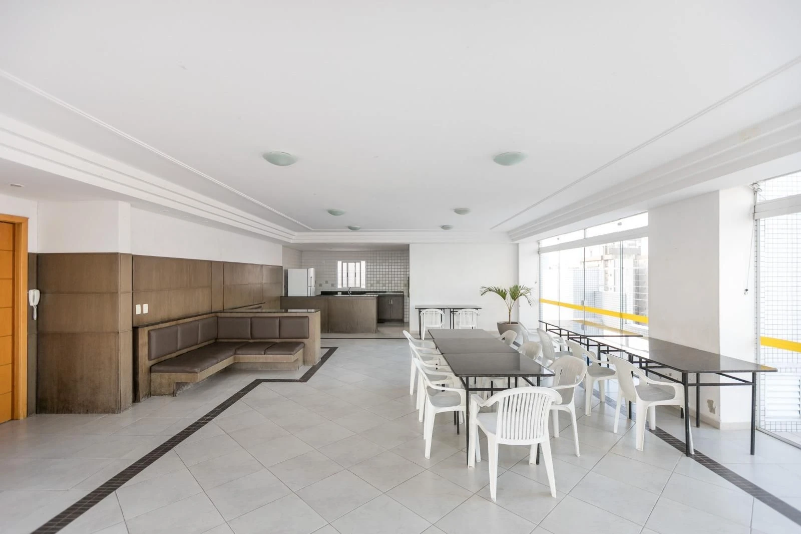 Apartamento mobiliado de 1 quarto com máquina de lavar — photo 22