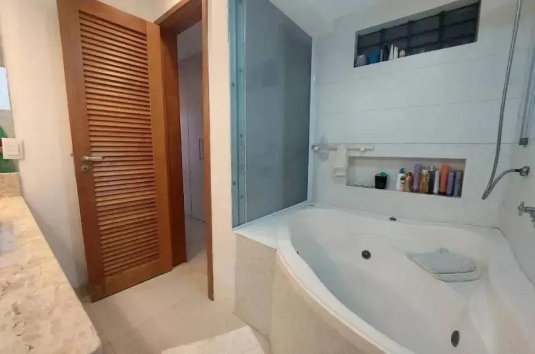 Furnished apartment with an enclosed glass balcony — photo 20