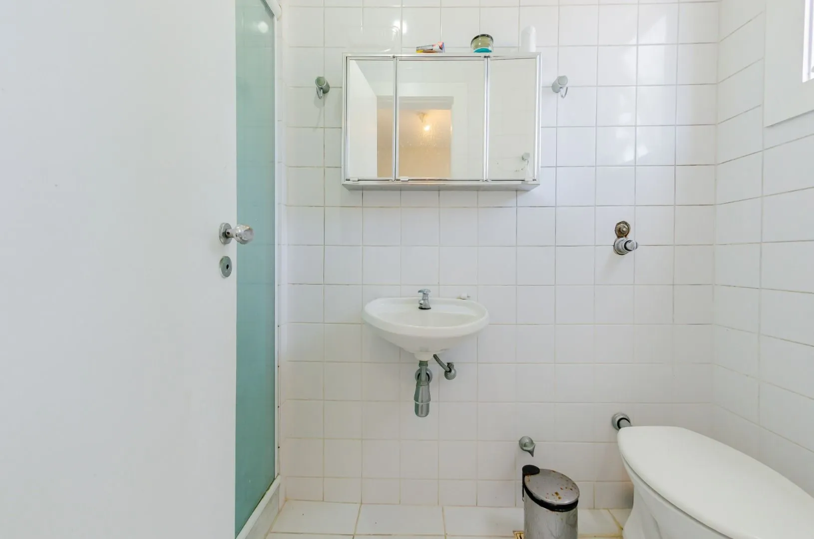 Furnished house with 6 bedrooms and 690 m² — photo 54