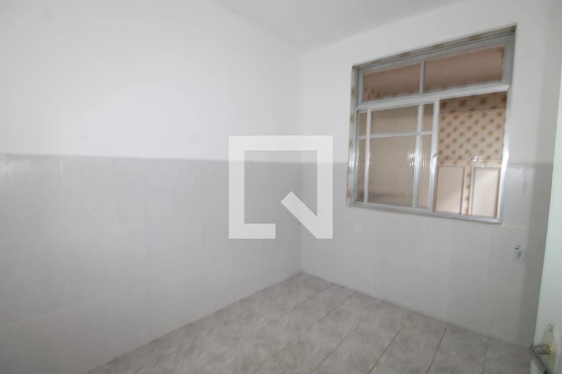 Casa sem mobília com 2 quartos e varanda — photo 17