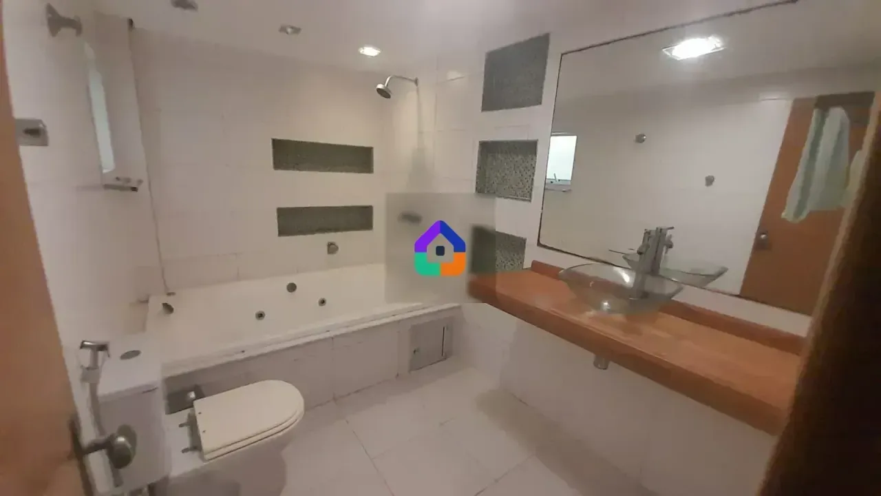 Apartment with 4 bedrooms and separate gas kitchen — photo 10