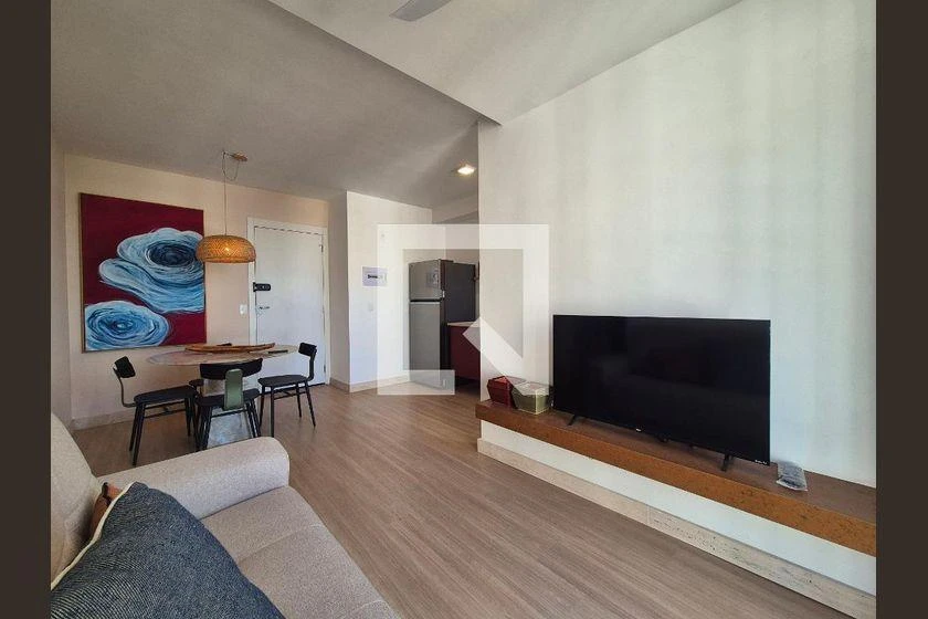 2-bedroom apartment in a building with a pool — photo 27