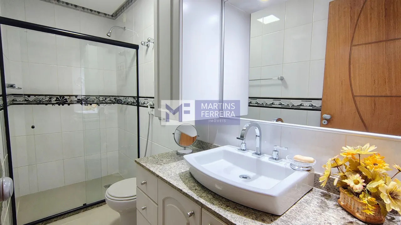 Furnished apartment with 5 bedrooms and a balcony — photo 13