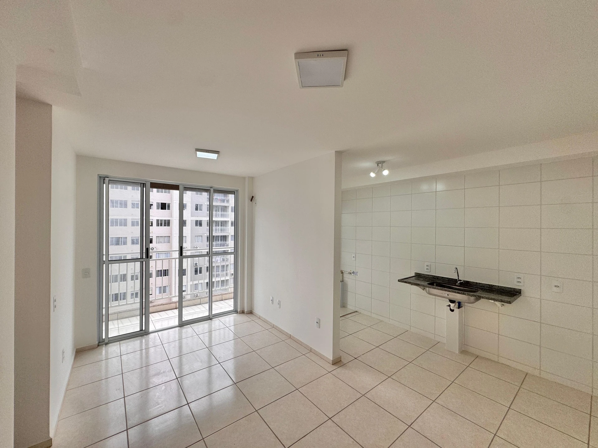 2 quartos e espaço de home office: apartamento de 51 m²
