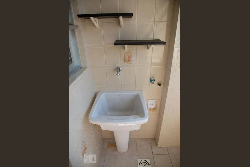 Квартира с 2 спальнями и кухней открытого плана с газом — photo 8