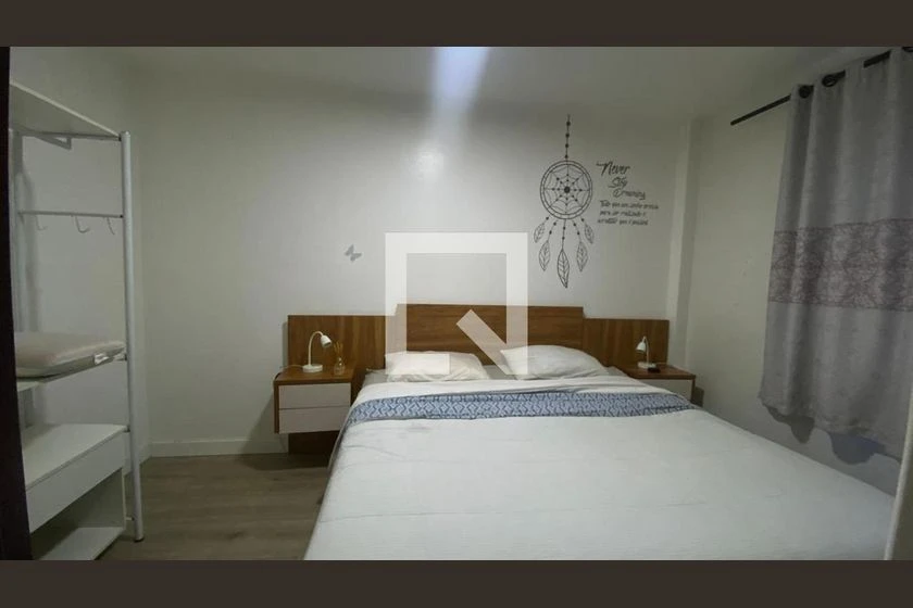 Furnished 2-bedroom apartment with open-plan kitchen — photo 4