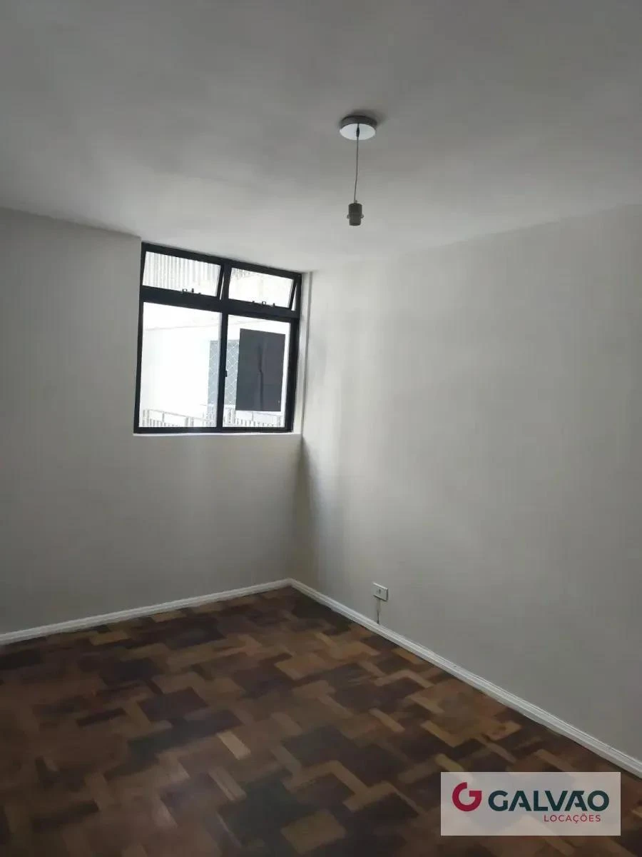 Apartment, 88 m², with wood or laminate floors — photo 3
