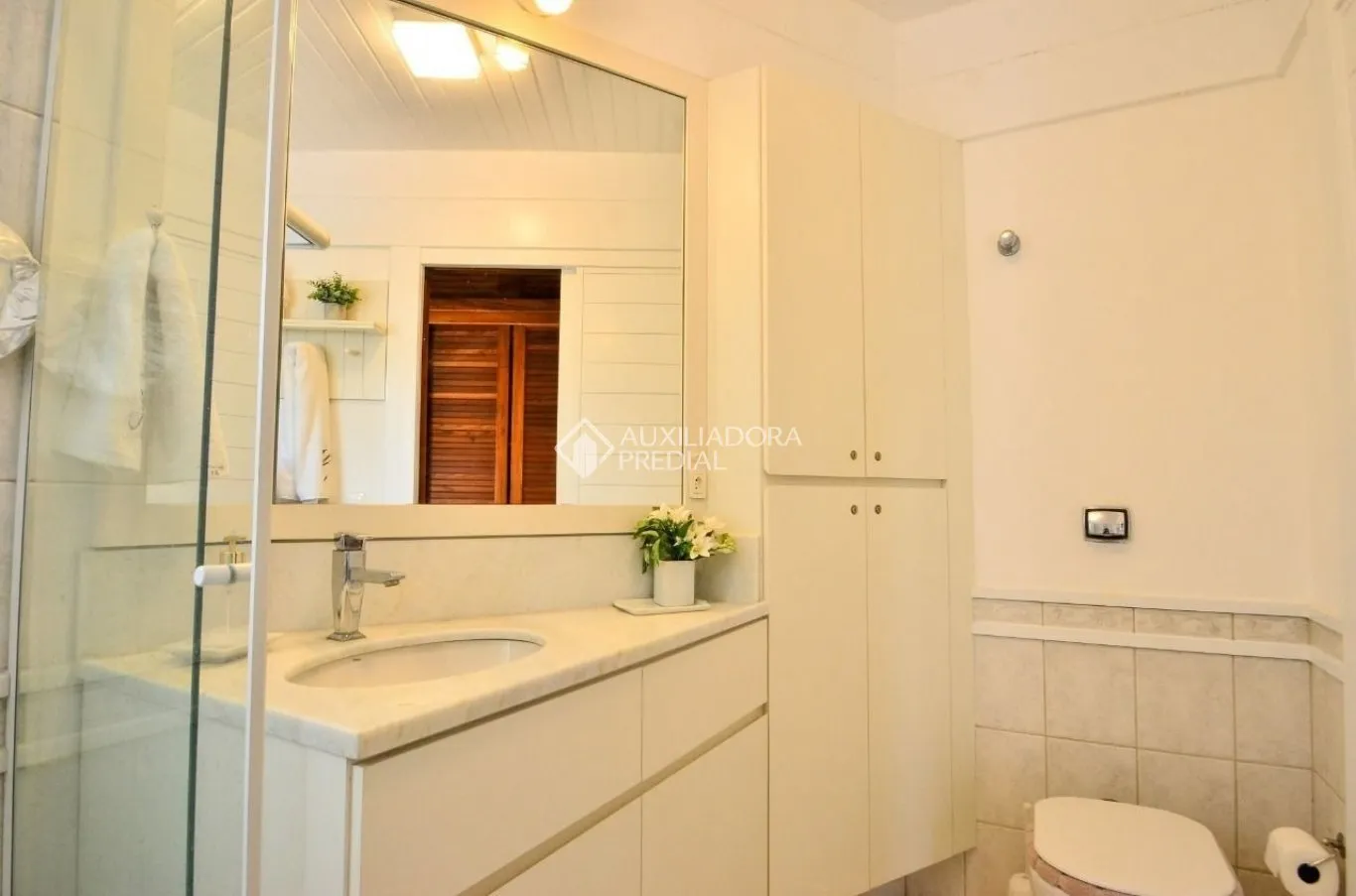 Casa mobiliada de 450 m² com 7 dormitórios e 3 vagas — photo 19