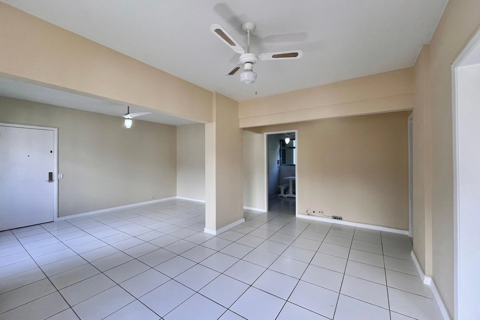 Unfurnished 2-bedroom rental apartment with 2 baths — photo 5