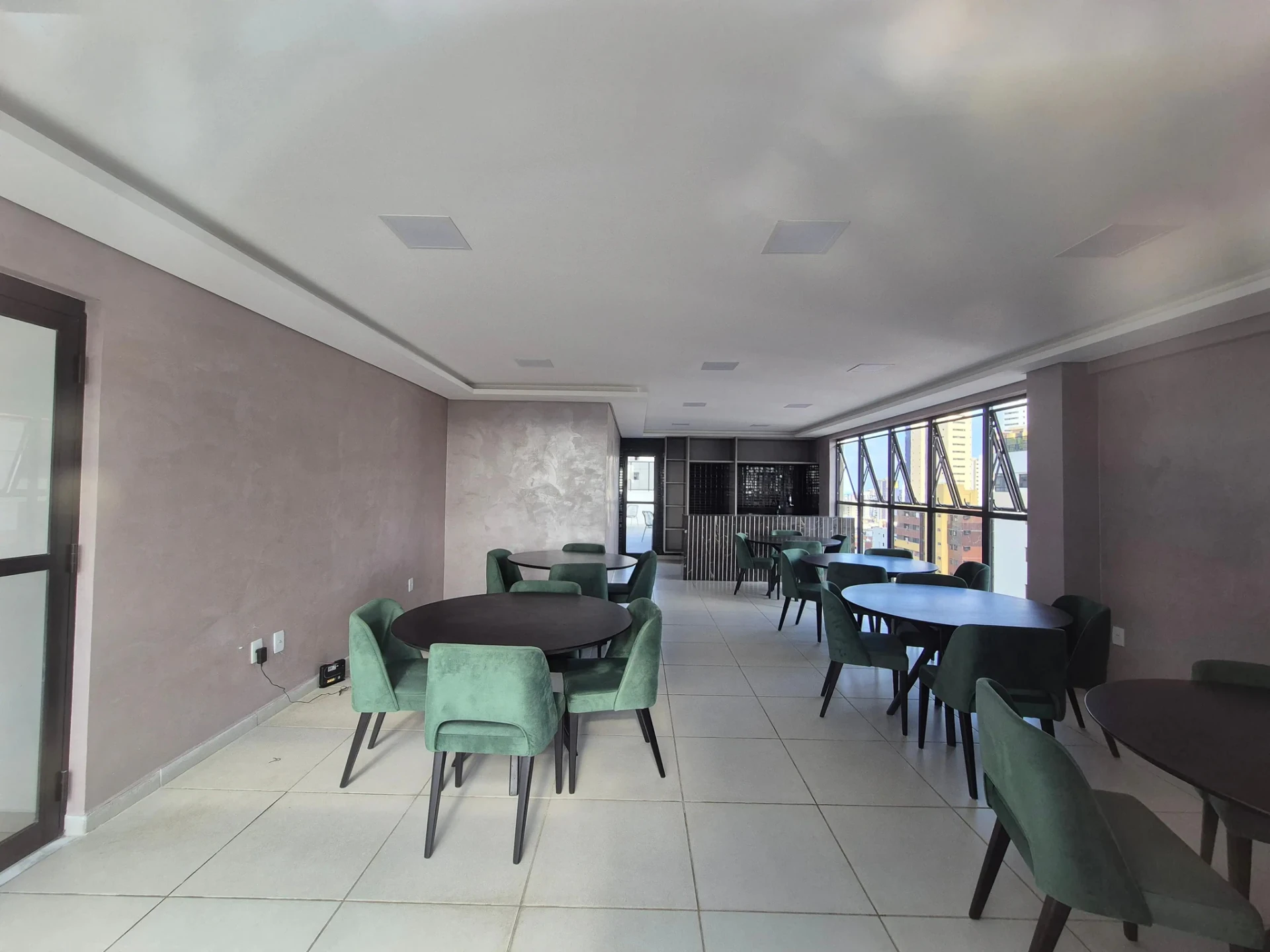 Furnished apartment, 75 m², with a home office — photo 10